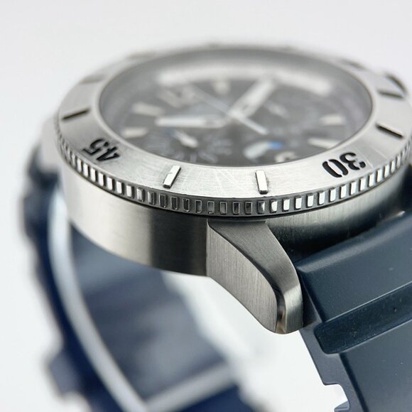 Jaeger-LeCoultre Master Titanium Black Dial 44mm Automatic Mens Watch W186T670 - Picture 3 of 8